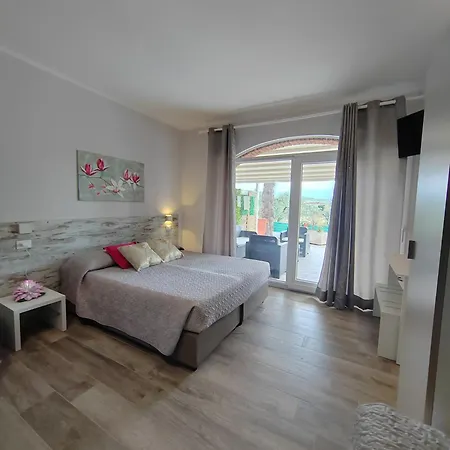 La Perla Del Garda Costermano
