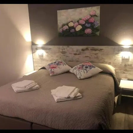 La Perla Del Garda Guest house Costermano